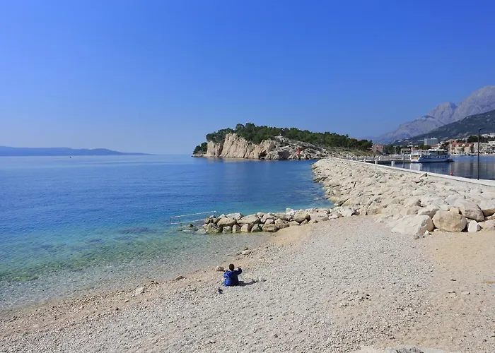 With A Parking Space - 15445 *