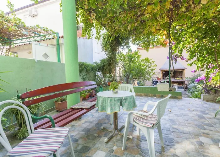 With A Parking Space - 15445 Apartman *